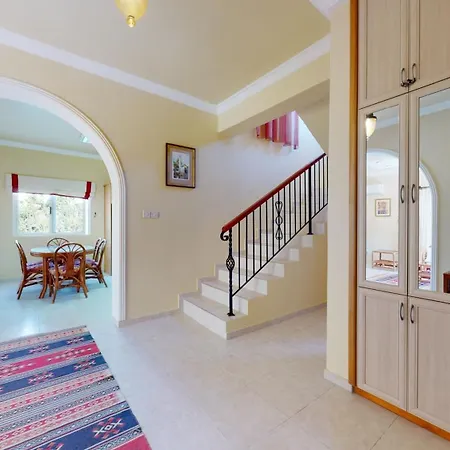 Well House Villa Sha